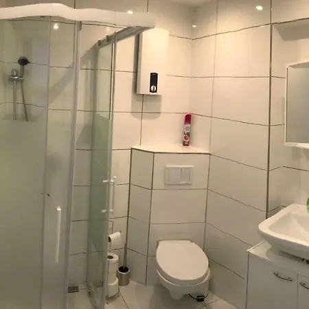 Adel Apartman
